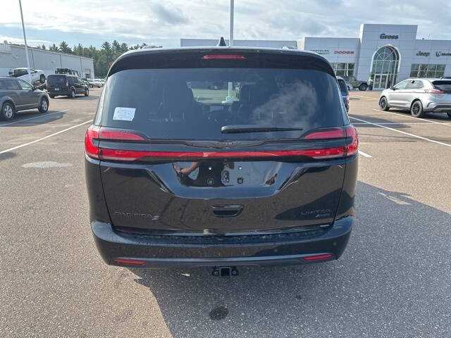 2026 Chrysler Pacifica Limited