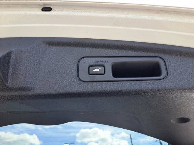 2023 Acura MDX w/Tech