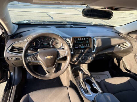 2017 Chevrolet Malibu LT