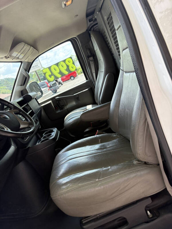 2016 GMC Savana 2500