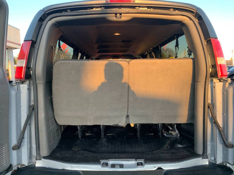 2016 Chevrolet Express LS 3500