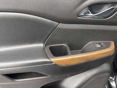 2019 GMC Acadia SLE-2