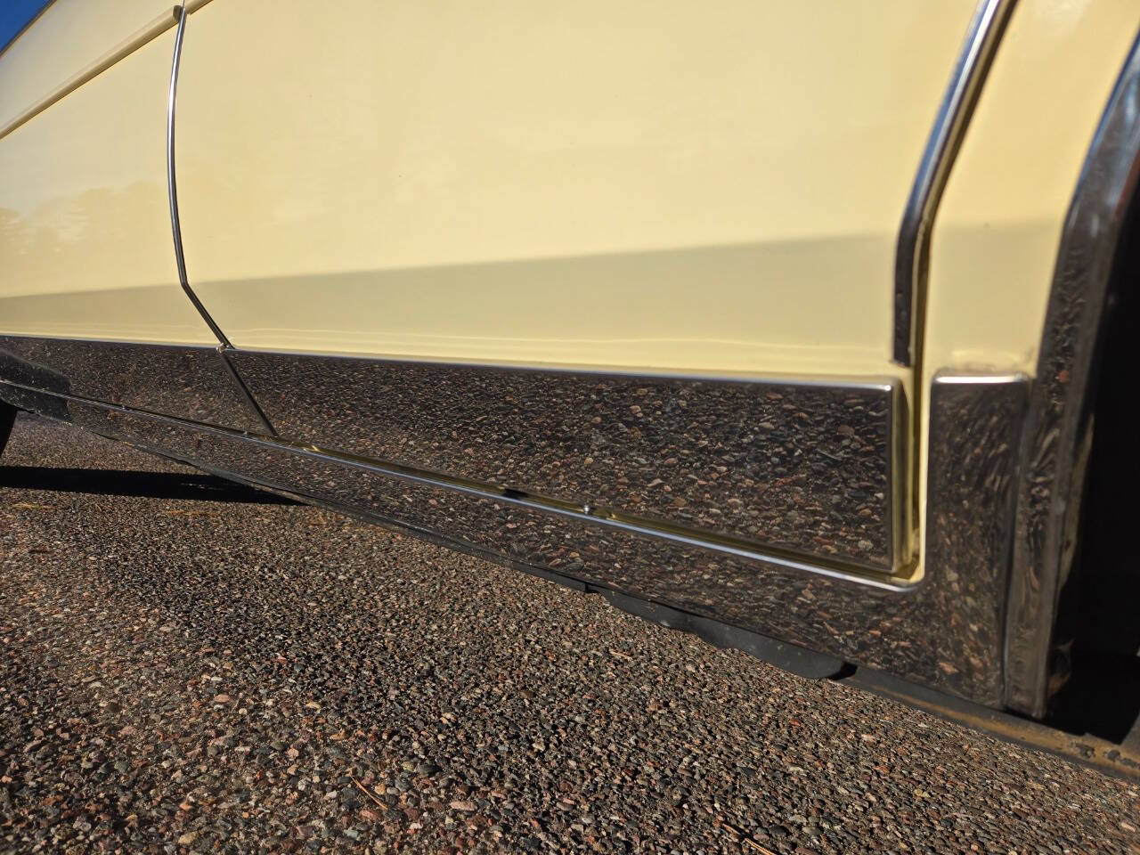 1984 Cadillac Seville 36