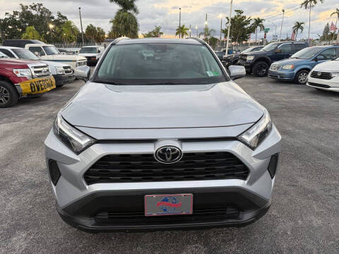 2022 Toyota RAV4 XLE