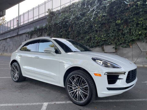 2020 Porsche Macan Turbo