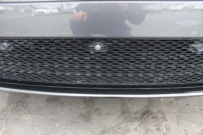 2021 Land Rover Range Rover Velar P250 R-Dynamic S