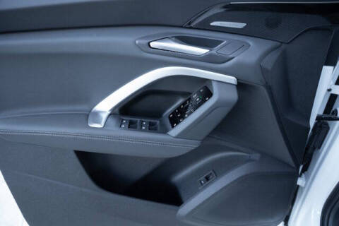 2025 Audi Q5 quattro Prestige TFSI