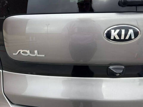2018 Kia Soul +