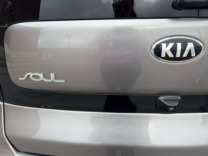 2018 Kia Soul +