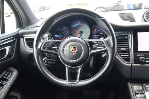 2017 Porsche Macan S