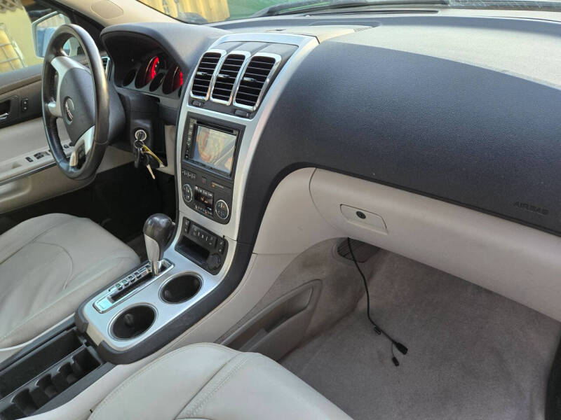 2011 GMC Acadia SLT-1