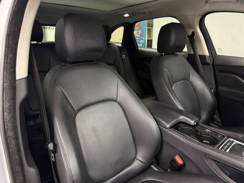 2017 Jaguar F-PACE 35t Premium