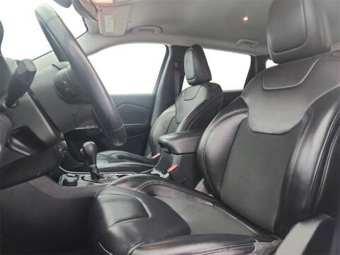 2019 Jeep Cherokee Altitude