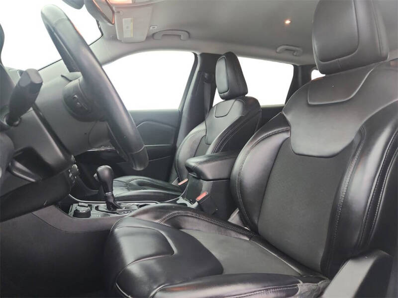 2019 Jeep Cherokee Altitude