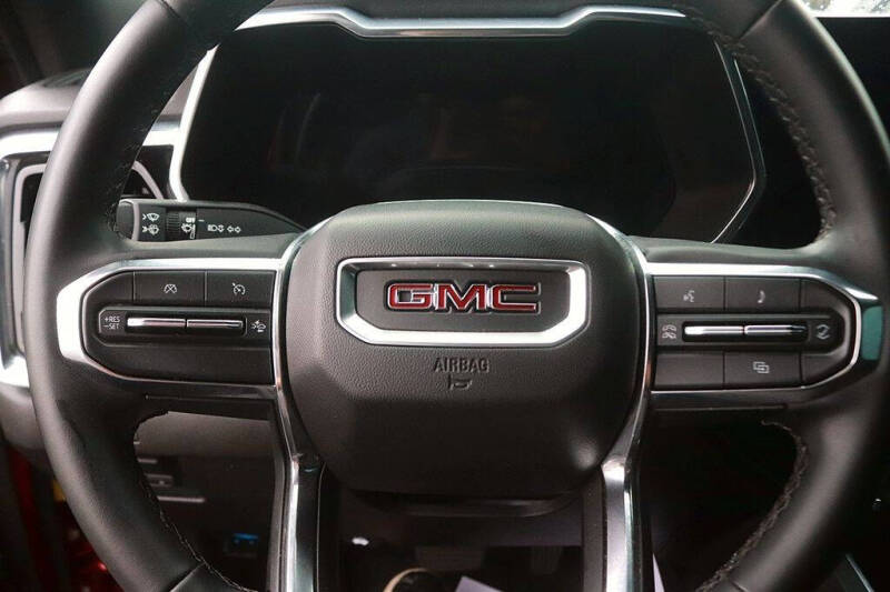 2024 GMC Canyon Elevation