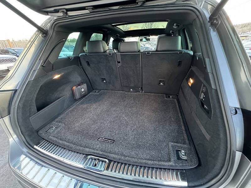 2014 Volkswagen Touareg V6 R-Line