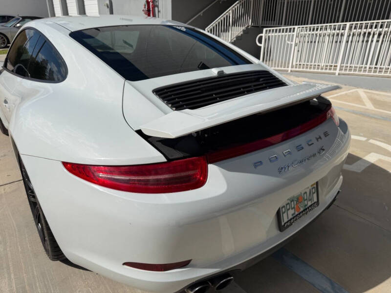 2015 Porsche 911 Carrera 4S