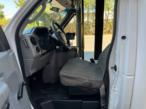 2014 Ford E-350