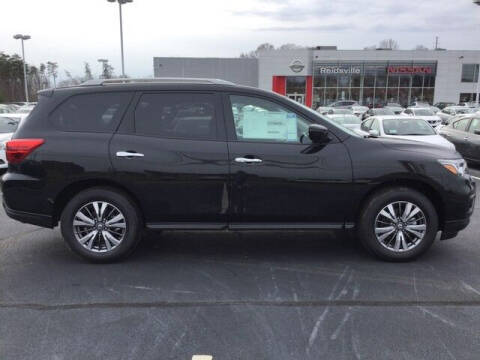 2019 Nissan Pathfinder SV