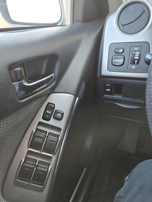 2004 Toyota Matrix XR