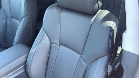 2025 Subaru Outback Touring XT