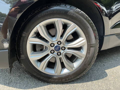 2019 Ford Edge Titanium