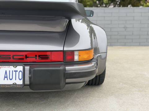 1985 Porsche 911 Carrera