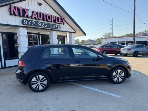 2016 Volkswagen e-Golf SE