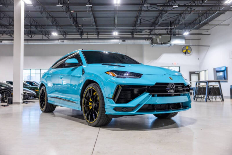 2024 Lamborghini Urus S