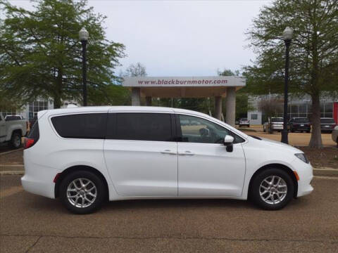 2020 Chrysler Voyager for sale at BLACKBURN MOTOR CO in Vicksburg MS
