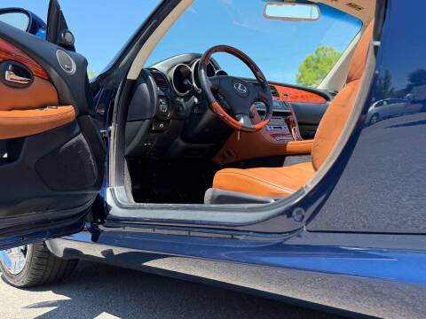 2005 Lexus SC 430