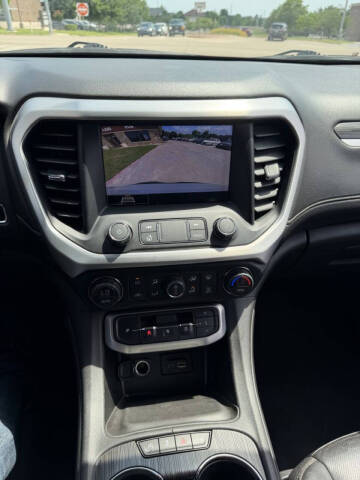 2020 GMC Acadia SLT