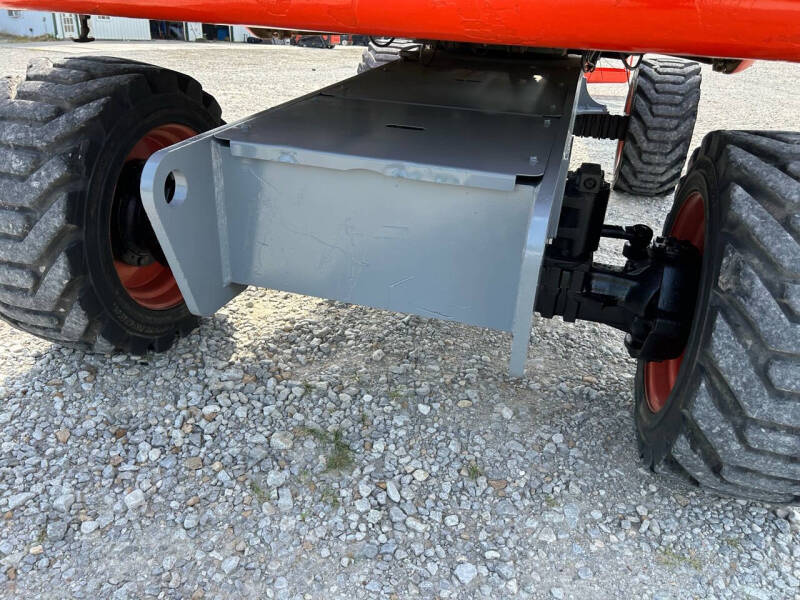 2016 Skyjack 86' Manlift