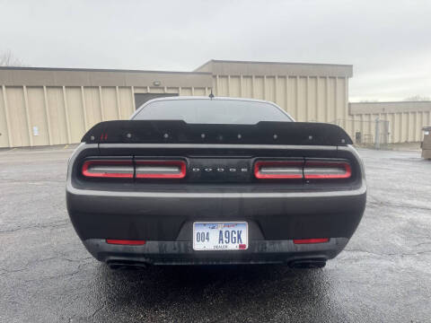 2016 Dodge Challenger SRT Hellcat