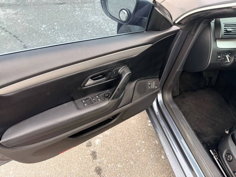 2010 Volkswagen CC Sport