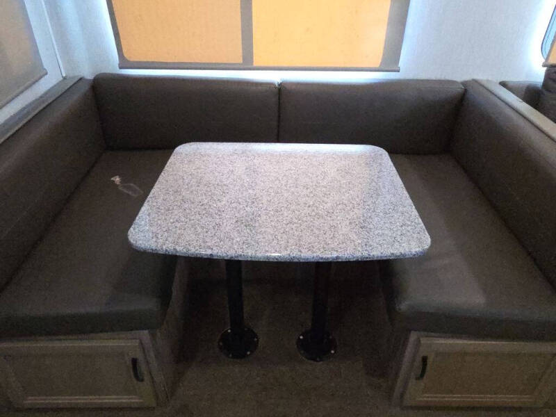 2022 Palomino 294DBHS