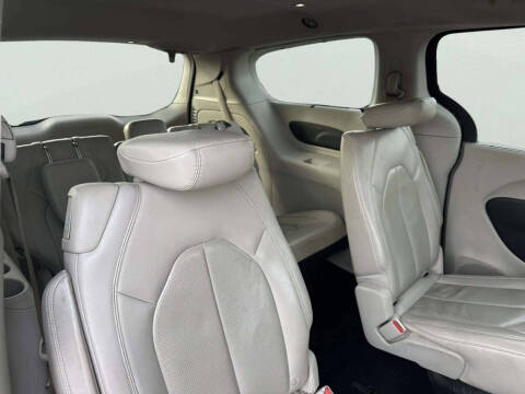 2018 Chrysler Pacifica Touring L Plus