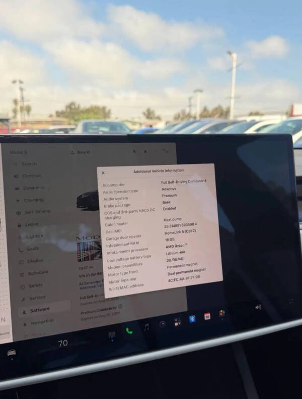 2026 Tesla Model S Plaid
