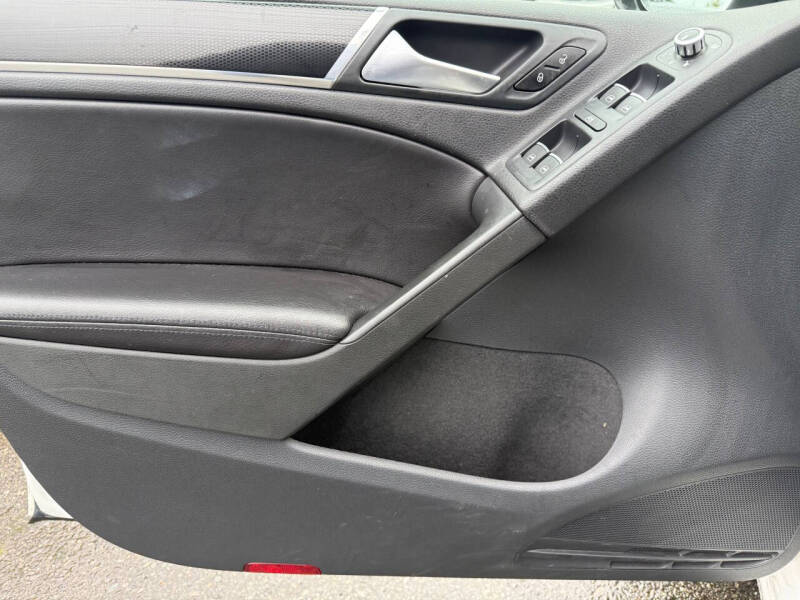 2014 Volkswagen GTI Drivers Edition PZEV