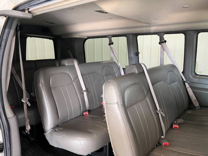 2021 Chevrolet Express LS 2500