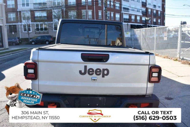 2022 Jeep Gladiator Mojave