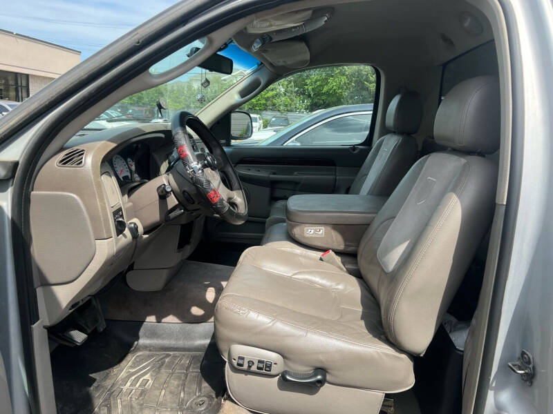 2002 Dodge Ram 1500 SLT Plus