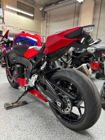 2024 Honda CBR1000RR