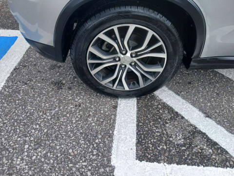 2019 Mitsubishi Outlander Sport LE