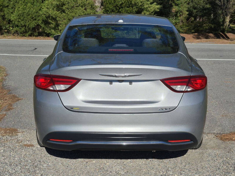 2015 Chrysler 200 Limited
