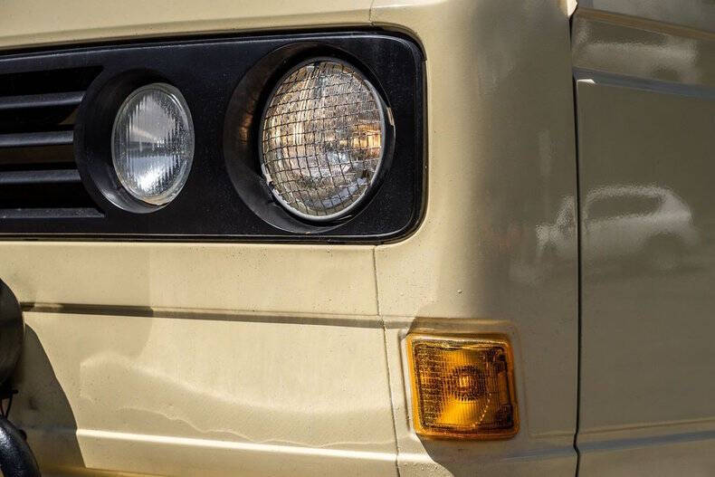 1982 Volkswagen Vanagon Camper