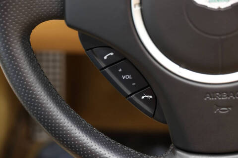 2012 Aston Martin V8 Vantage Roadster