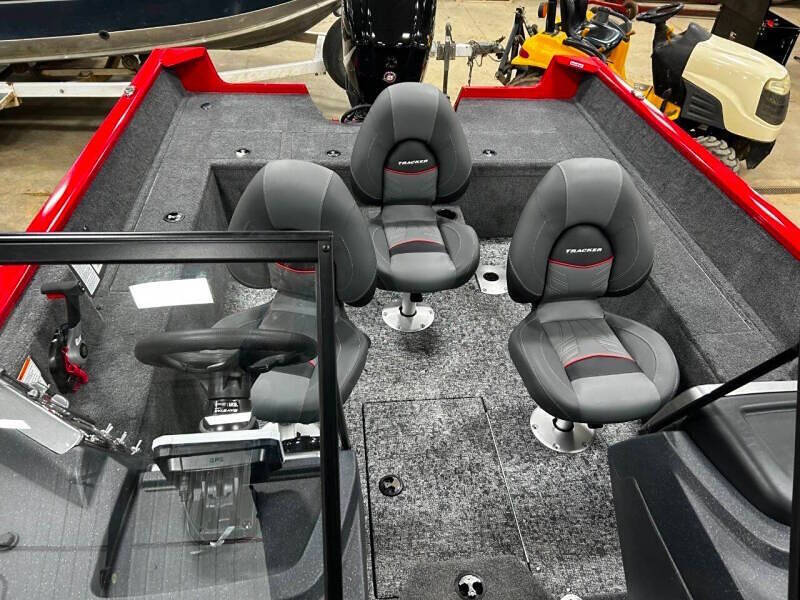 2026 Tracker Pro Guide V-175 WT