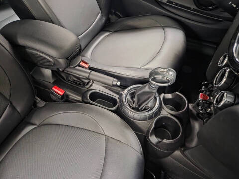 2016 MINI Hardtop 2 Door Cooper