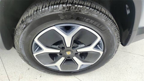 2023 Rivian R1S Adventure